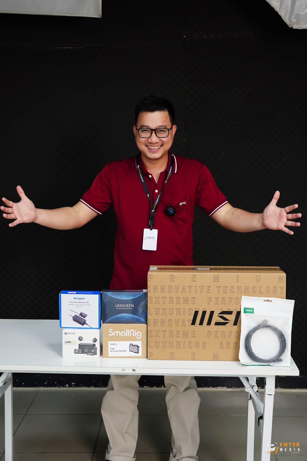 Thiết bị livestream bàn giao cho chị Rose Nguyễn